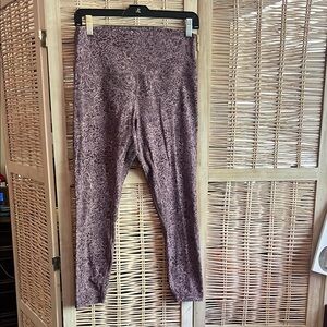 Lululemon Purple Patterned Capri Leggings size 10